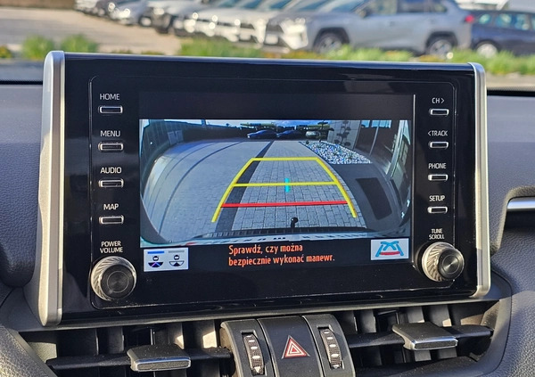 Toyota RAV4 cena 93900 przebieg: 178992, rok produkcji 2019 z Szlichtyngowa małe 742
